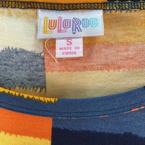 LuLaRoe Gigi Blue Yellow Shirt Small‎ - Picture 2 of 4